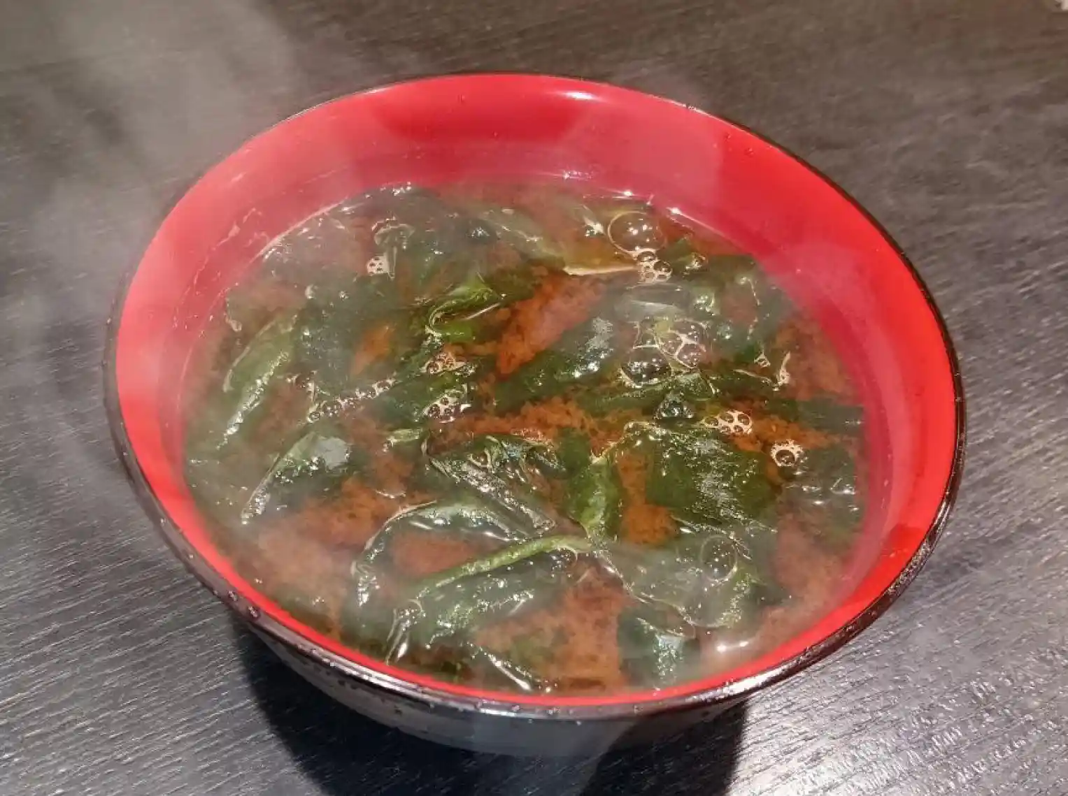 赤出し おかわり自由(ランチ限定)